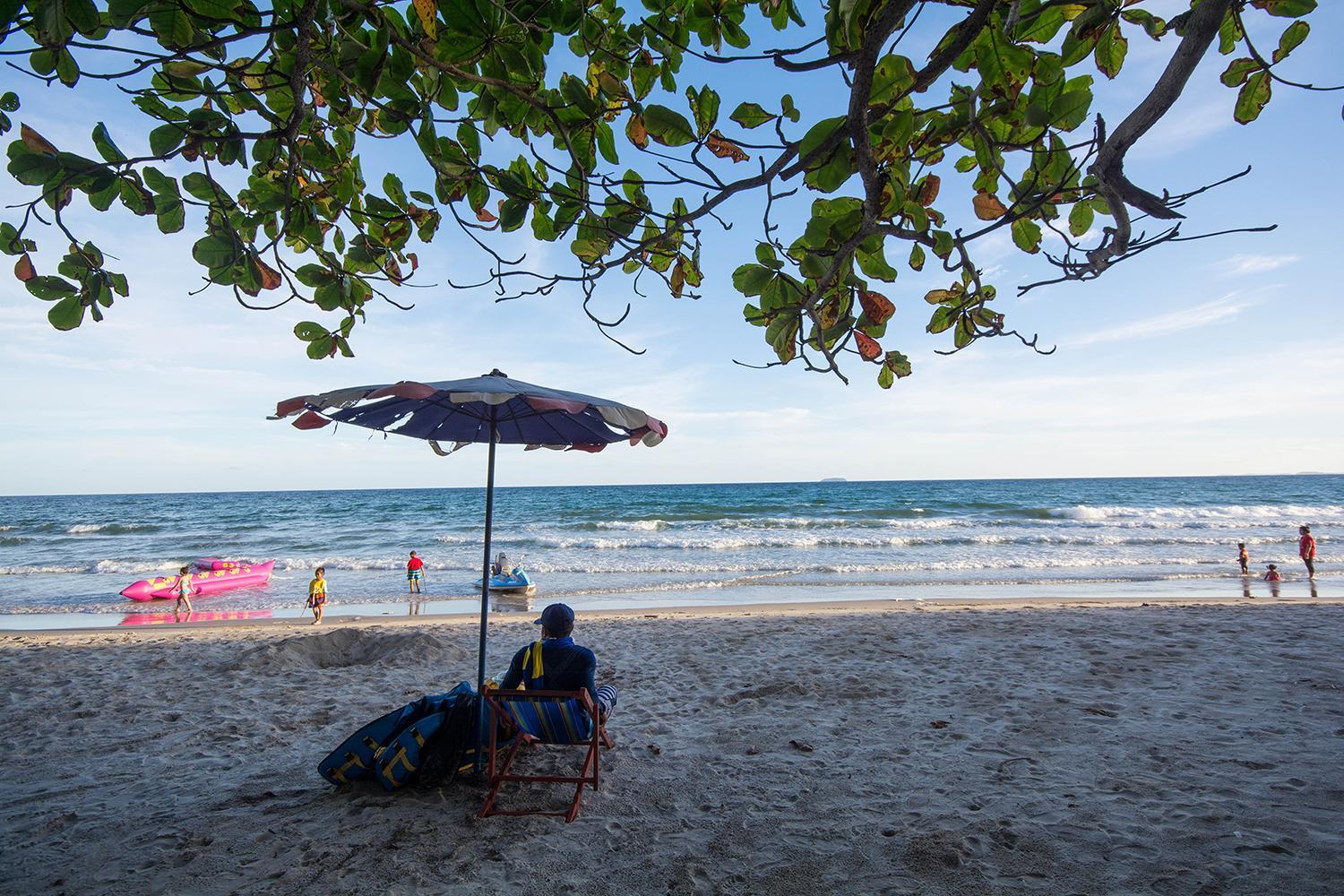 Grandbeach Condo By Malai Rayong Exterior photo