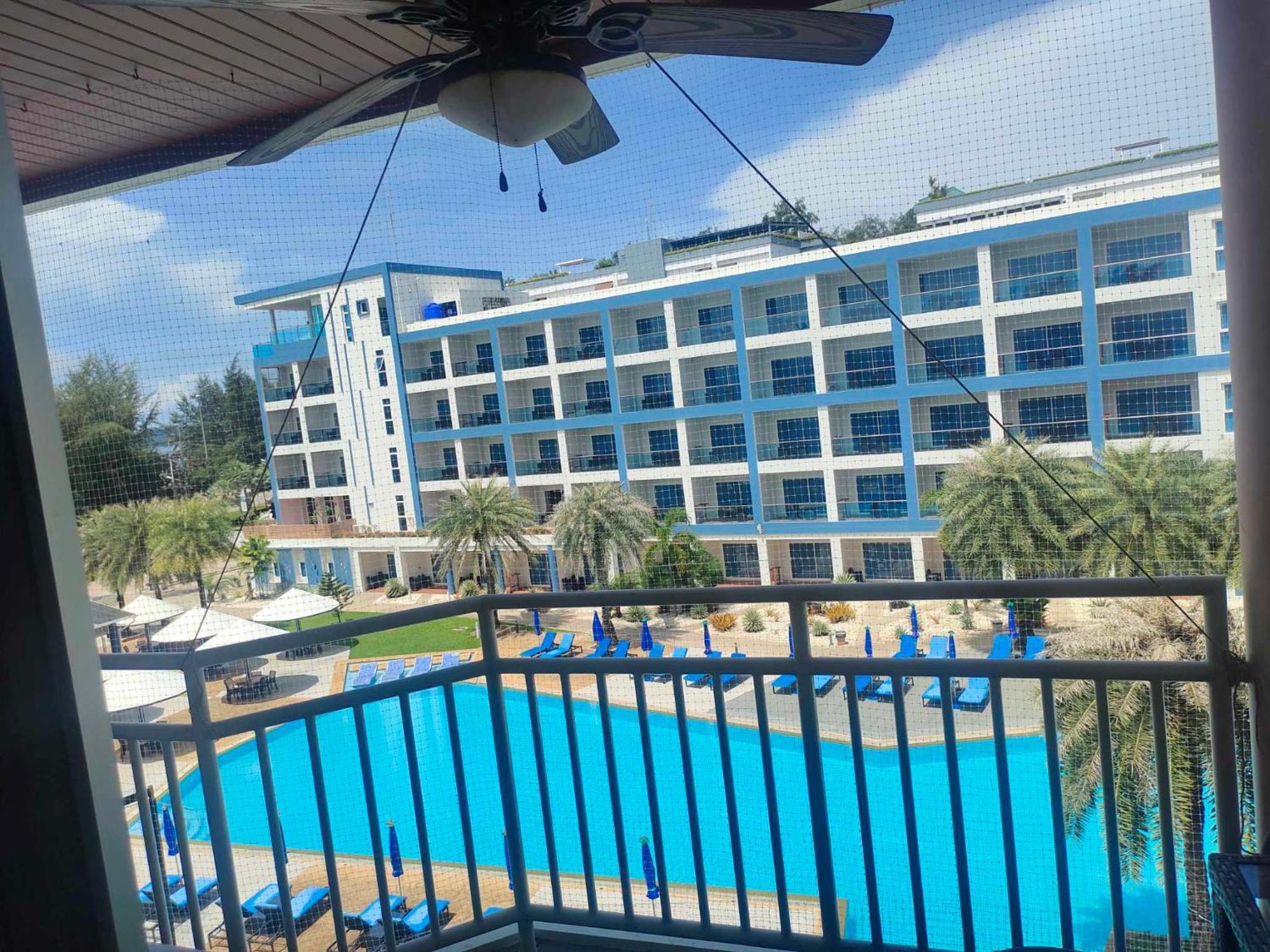 Grandbeach Condo By Malai Rayong Exterior photo